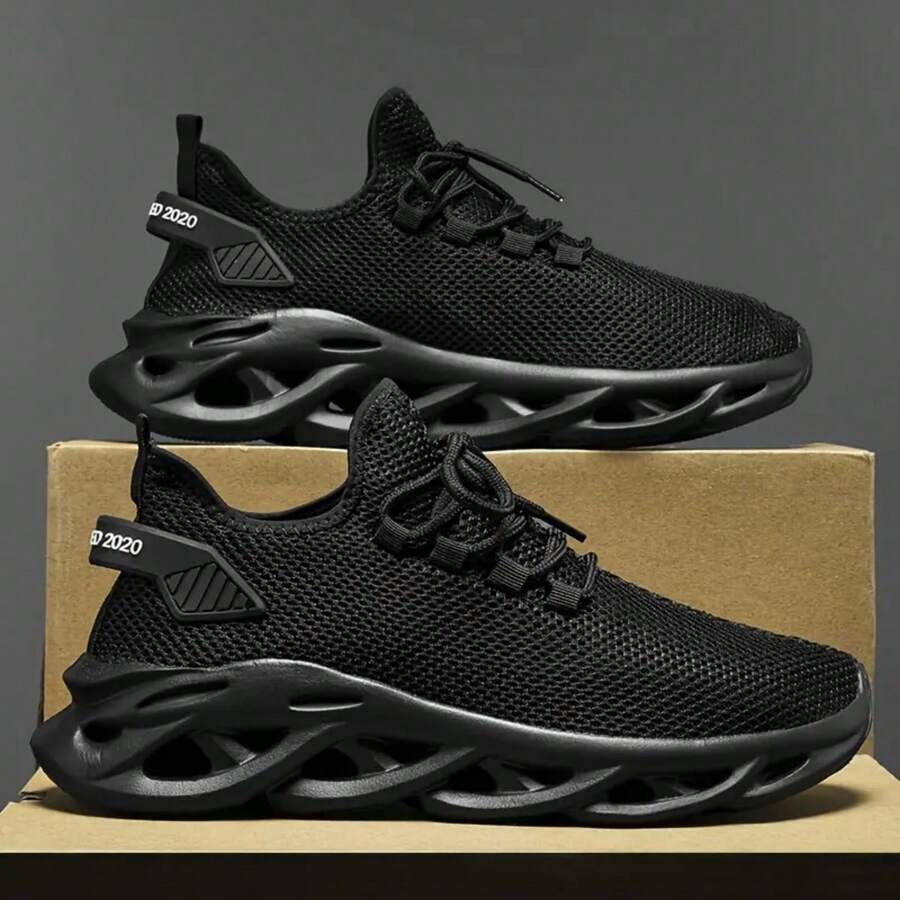 Men's Casual Sports Shoes, Breathable Mesh Fabric, Herringbone Sole, Leisure Sports Style, Matching Couple Design - Black - View 1