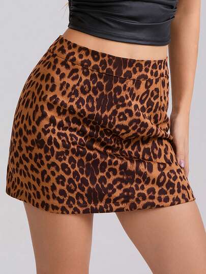 Women's Fashionable Leopard Print Bodycon Mini Skirt