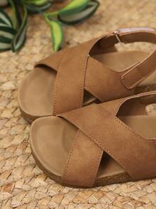 Neue Sommer Kinder Sandalen mit Klettverschluss, weicher Sohle, offener Zehenpartie und Retro-Mode - Braun - Übersicht 6