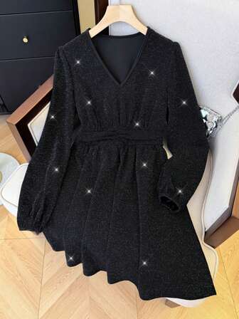 Autumn/Winter Velvet Warm V-Neck Lantern Sleeve Cinched Waist A-Line Hem Dress, French Elegant Sparkling Luxury Christmas New Year Party Fitted Women Gown