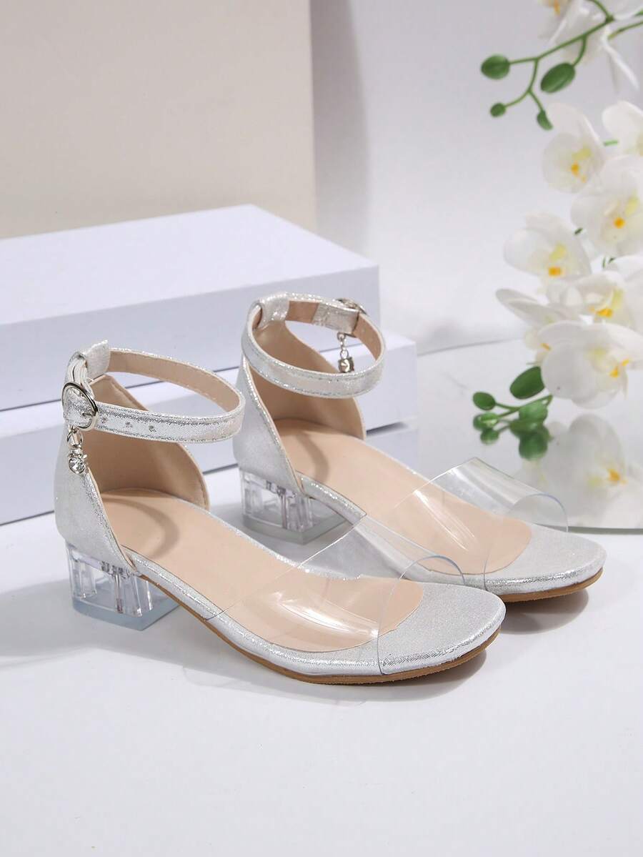 1双时尚儿童高跟凉鞋，2025新款公主风、波西米亚风，适合休闲、度假、派对和婚礼等场合。 - 銀色 - 查看 1