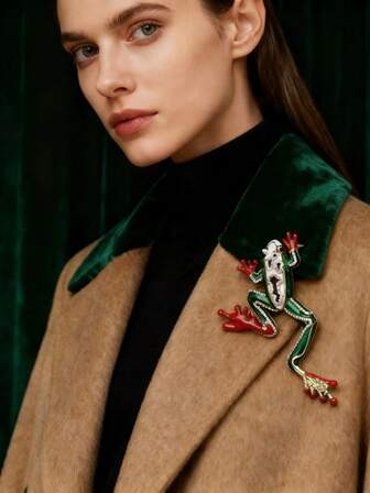 1枚独一无二的彩色珐琅青蛙胸针，奢华小众珠宝配饰翻领别针，两栖动物设计