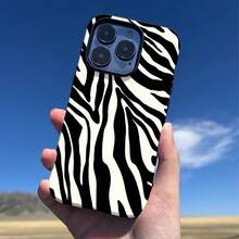Fashionable Zebra Striped Phone Case - Striking Black And White Stripes
