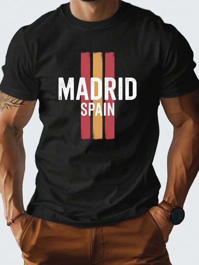 Camiseta gráfica retro para hombres de Madrid, España - Letras españolas a rayas azul real y rojo - Tela suave y transpirable - Texto de Madrid, España - Ropa casual de calle y de viaje