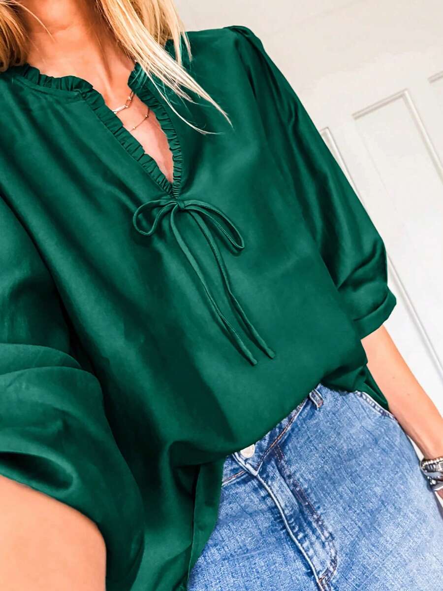Acelitt 女士黑绿纯色V领荷叶边蝴蝶结装饰七分袖衬衫，优雅百搭，适合春秋季穿着 - 綠色 - 查看 1