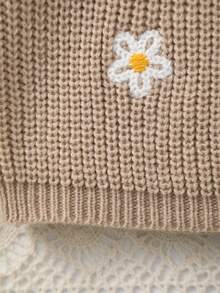 Girls Knitted Sweater With Delicate "Big Sister" Embroidery And White Floral Pattern, Soft And Warm - Khaki - View 7