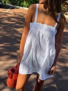 Elevate Your Wardrobe With Our Chic White, Pink, And Black Dresses In Sizes S, M, And L - 白色 - 查看 4