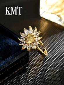 KMT 1pc Copper Zirconia 5-Petal Flower Rotatable Stress Relief Luxury Fashion Open Ring Gift Box For Women - Sunflower - View 4
