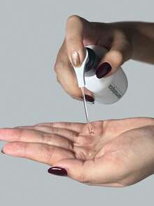 Dermalogica 预清洁卸妆油 150ml，油状质地，轻盈水润，快速乳化，深层清洁，溶解彩妆，温和配方，蕴含植物萃取精华，多效合一，无添加剂 - 150ml - 查看 7