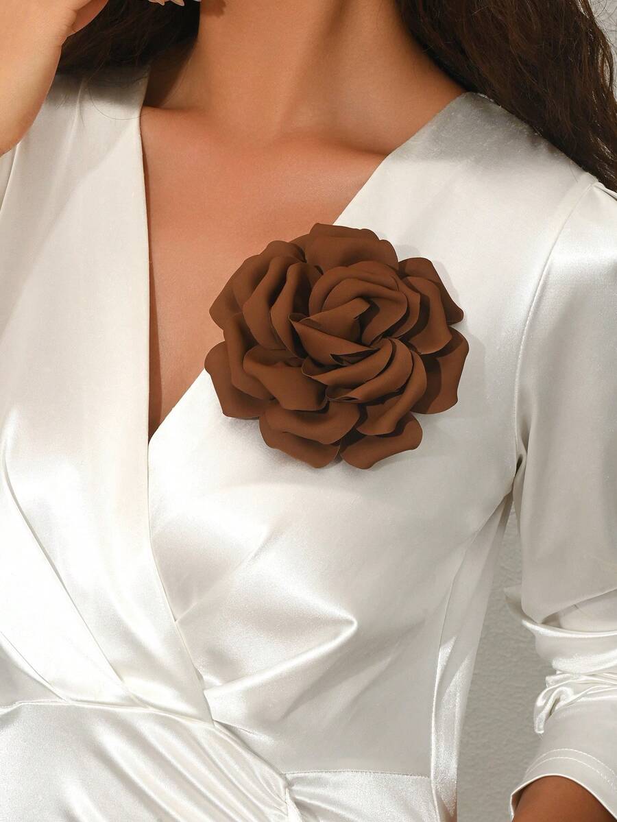 1 chiếc ghim cài áo bằng vải satin thủ công thời trang, thiết kế hoa trà độc đáo, sang trọng, phù hợp cho phụ nữ sử dụng hàng ngày, dự tiệc, liên hoan và mọi dịp, cũng là món quà lý tưởng. - màu nâu - Xem 1
