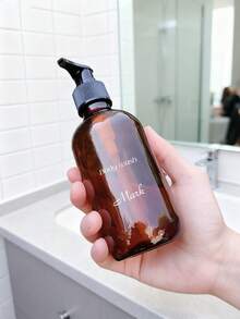 1pc Personalized Custom Refill Bottle, Suitable For Shower Gel, Shampoo, And Lotion; Transparent Amber Plastic Pump Bottle With Black Pump Cap; Cosmetic Container For Packaging And Storage; Used For Essential Oils, Lotions, Fragrances In Skincare And Beauty Products; Suitable For Custom Formulas And Elegant Packaging Solutions; Multifunctional, Decorative, Lettered, Delicate, Stylish, Vintage, Unique, Customizable, Personalized, Custom-Made. - 300ml - View 5