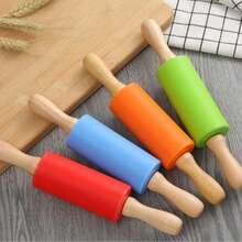 This Vibrant Rolling Pin Is A Must-Have Multi-Functional Tool For The Kitchen, Perfect For Home Kitchens, Baking Studios, And Cooking Classes. The Wooden Rolling Pin Features A Rotating Handle, Allowing 360-Degree Non-Stick Use For Making Dough, Pastries, Dumpling Wrappers, And Other Baked Goods. - Multicolored - View 4