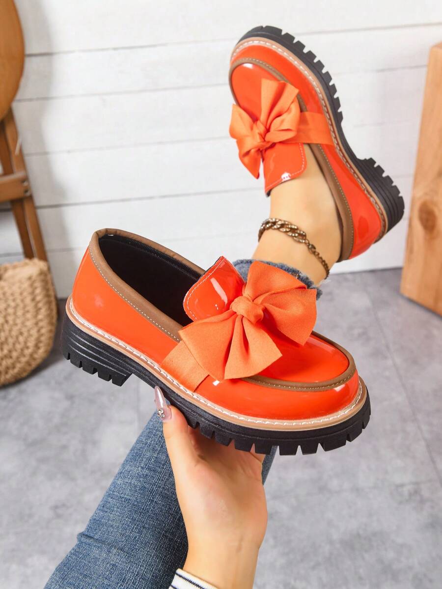 Giày lười nữ đế dày thắt nơ, giày công sở thường ngày cho mùa xuân và mùa thu, màu trơn, cao đến mắt cá chân, đế êm ái cho mang hàng ngày.