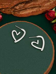 1 Pair Elegant Minimalist Heart Stud Earrings, Casual Simple Accessory - Silver - View 1
