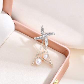 闪亮铜水晶风车胸针，时尚百搭配饰，可移动别针，可固定于开衫上，防止走光。