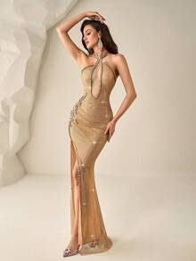 Đầm dạ hội dáng ôm, cổ yếm, khoét eo, xẻ tà bên hông, chất liệu sequin lấp lánh, màu champagne, thích hợp cho tiệc sinh nhật, dạ tiệc sang trọng, lễ hội âm nhạc, lễ hội hóa trang, đám cưới, sự kiện thảm đỏ. - Vàng - Xem 5