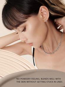 Little Ondine 02 Grayish Brown Contouring & Highlighting Liquid, Mousse Texture, Soft Focus Matte Finish, Finger Blendable, Quick Drying, Lightweight Buildable, Long-Lasting, Palm-Sized, Just A Dab Sculpts & Highlights, 4.5g/0.16oz - 02 Xám Bóng Nâu - Xem 7