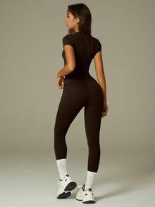 UONNOU Sporty Sculpting Loungewear Set | Stretchy Slim Fit Activewear - Coffee Brown - View 11