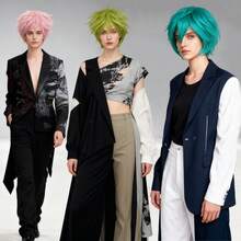 Perruque avec frange droite courte et volumineuse, perruque de cosplay unisexe pour anime, disponible en plusieurs couleurs, perruque avec frange en fibre synthétique résistante à la chaleur, apparence naturelle, haute densité, sans colle nécessaire, confortable à porter, fabriquée en fibre résistante à la chaleur, pour le quotidien, les vacances, les fêtes de Noël, les accessoires de scène, cadeau idéal - Multicolore - Voir 3