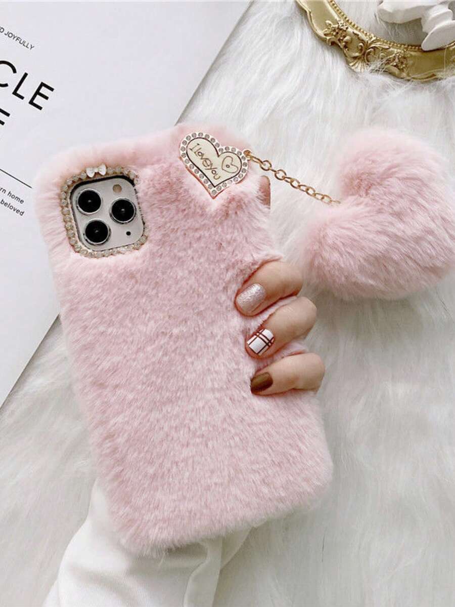 Ins Style Plush 17 Heart Pendant, Compatible With Apple Phone Case, High-End Shock-Proof Warm Soft Case, High Aesthetic Value Women's Model