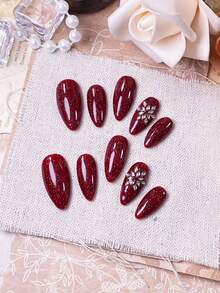 10pcs Handmade Almond Shaped Nail Art, Colors Red With Glitter, White Cat Eye Rhinestones And DIY Snowflake Decorations. Bright Red Nails Are Simple, Elegant, Fashionable And High Quality. Suitable For Mature And Youthful Styles, Perfect For Any Occasion, Easy To Remove/Press-On Nail Stickers. - Red - View 6