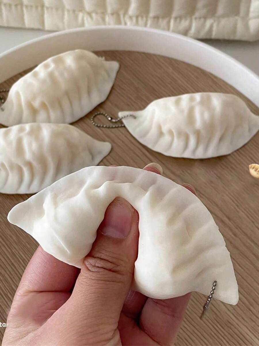 2pcs Creative Cute Realistic Dumpling Plush Toys, Stress Relief Toys, Student Gifts, Hanging Decor