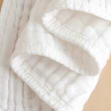 1 khăn tắm có mũ cho bé, siêu mềm, ấm áp và thấm hút cực tốt. Khăn tắm thiết yếu cho bé. Thiết kế hình trái tim cho ngày Valentine. - trắng - Xem 3