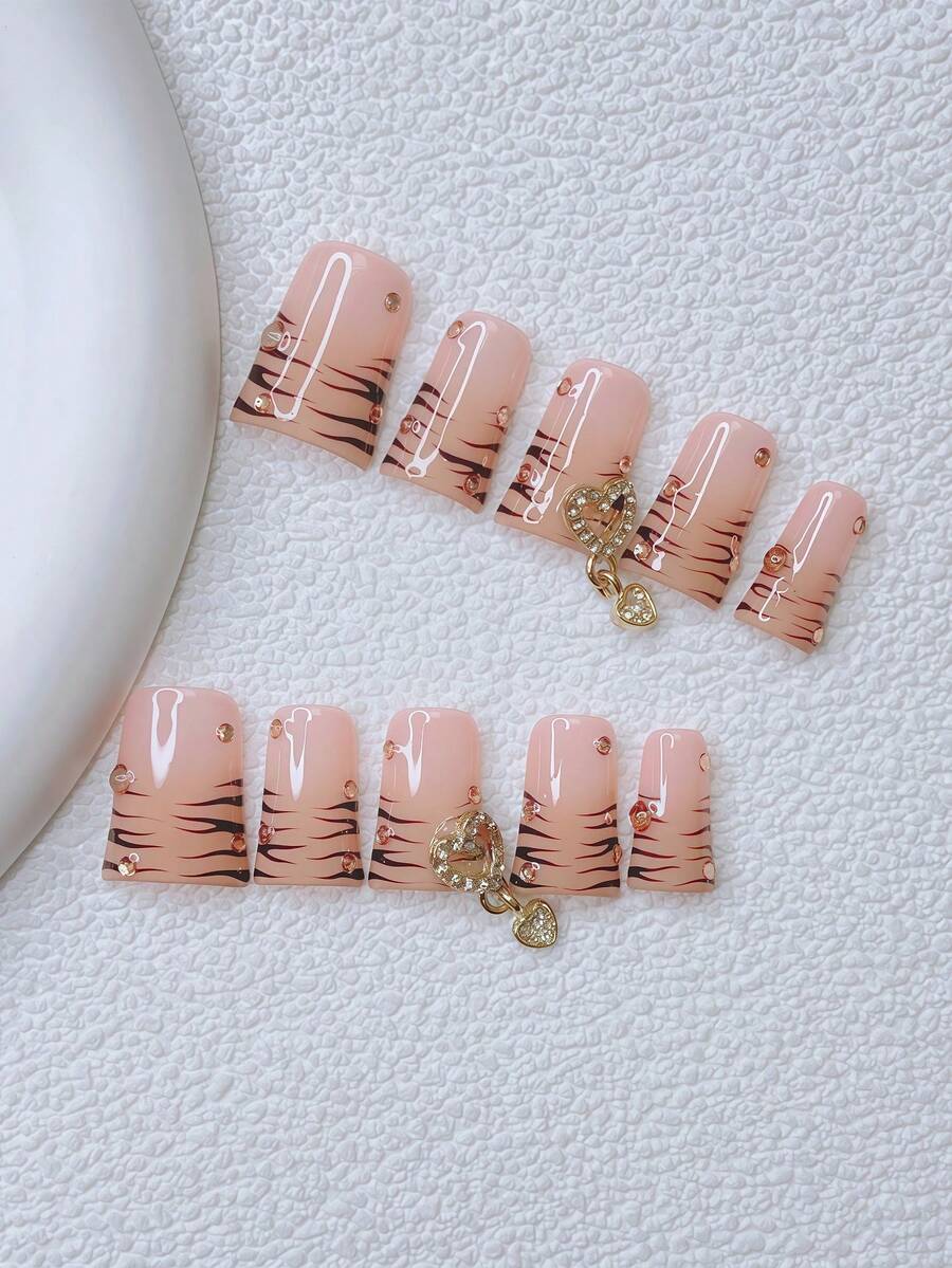 10片装Y2K风鸭嘴美甲贴片套装 - 手工制作，棕色、粉色美甲贴片，手绘斑马纹设计，闪亮水钻和金色爱心水钻装饰，精致可爱 - 适合女性和女孩，派对、婚礼、日常佩戴、DIY美甲，美甲套装，包含工具包。鸭嘴美甲。手工亚克力美甲贴片。哥特风美甲。渐变美甲。短款美甲贴片。假指甲。美甲用品 - 彩色 - 查看 1
