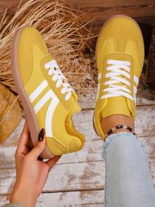 Women's Casual Sneakers, Road Running Shoes, Flat Sports Shoes, Matching Sports Pants, Shorts, Long Socks, Versatile - Yellow - View 5