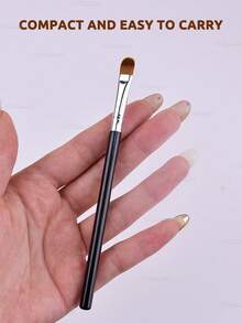 1pc Concealer Brush Lip The Line Smudge Brush Eye Concealer Brush Eyebrow Detail Concealer Makeup Tools,Makeup Eyeshadow Brush For Blending Eye Shadow Liner