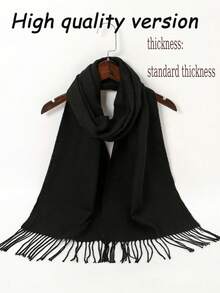 Cachecol feminino elegante e macio com franjas, em cores sólidas (1 peça, 2 peças ou 4 peças), à prova de vento e quente, estilo universitário, ideal para a transição entre estações, uso diário ou como presente para casais, pais e amigos. Disponível em duas opções: regular e grosso. - A - Ver 21