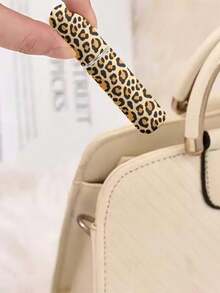 Chai xịt nước hoa 5ml có thể nạp lại - Họa tiết da báo và hoa lá - Bình xịt mini du lịch, thời trang và thanh lịch - Chai nước hoa cao cấp di động - Lý tưởng để sử dụng nước hoa mọi lúc, mọi nơi - Nhiều màu - Xem 4