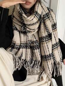 1pc Autumn/Winter Fashionable Plaid Men Scarf, Thick Warm Tassel Scarf, Warm And Simple Design, Casual Scarf Suitable For Daily Use Men Scarves