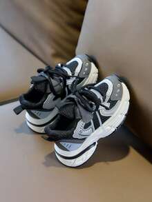 1双幼儿春秋季鞋，1-5岁儿童运动鞋，男童休闲运动鞋，女童软底轻便休闲鞋