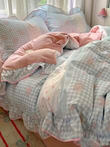 [Thiết kế mới 2025] Bộ chăn ga gối đệm nơ kẻ caro xanh trắng, họa tiết hoa hồng nhún bèo, 3 món (1 chăn ga gối đệm + 2 vỏ gối, không ruột) dành cho nữ, kích thước đơn và đôi, họa tiết vỏ gối cắt ngẫu nhiên - Màu xanh lam - Xem 9