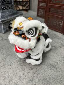 Handcrafted Traditional Chinese Lion Dance Decoration With A More Adorable Design, Designed To Stand Upright, Suitable For Both Car And Indoor Decoration. - 黑色 - 查看 1