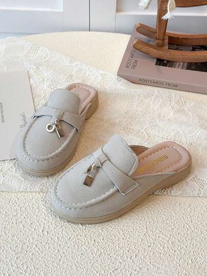 2025 New Girls Soft Bottom Closed Toe Slip-On Loafers, Round Toe Metal Decor Mules