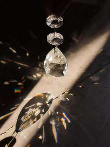 玻璃水晶泪滴棱镜 - 38mm 透明雕刻珠，天使泪滴水晶吊坠，可用于DIY珠宝制作、树枝吊灯配件、花环窗帘条、闪亮阳光捕捉器，适用于室内外装饰，如房间、厨房、花园、庭院、生日、圣诞节、节日装饰、婚礼派对悬挂装饰。