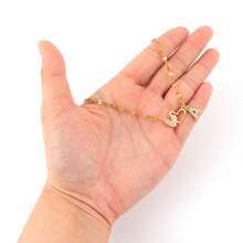 1件经典时尚双心字母项链，女士金色不锈钢唇链项链 - 金黃色 - 查看 3