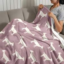 Girl Who Loves Goats  Blanket, Goat Enthusiast Blanket, Super Soft Flannel Printed  Blanket,As Birthday Gifts, Family, Wedding, Souvenir Blankets, Polyester Blankets Suitable For All Seasons, Washable, Machine Washable, Lightweight, Breathable, Comfortable, Warm, Unique, 280gsm For Him, Her Personalized Ideal Gifts For Her, Him, Family, Boyfriend, Girlfriend, Father, Family, Mother, Lover, Daughter, Son, Grandfather, Grandmother, Friend, Classmate, Pet.   Perfect Nap, Camping, Travel, Home, Daily Life, Office Decoration, Birthday, Anniversary, Valentine's Day, Thanksgiving, Christmas, Halloween, Mother's Day, Father's Day, Wedding, New Year Gifts ,Sofa,Bed,Car,Bedroom,Living Room,Office,  Outdoor Camping, Beach,Wall Decoration - 多色23 - 查看 3