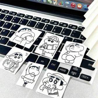 1件热门日本动漫周边商品，日本最新热门动漫，3D立体金属贴纸，卡通手机、平板电脑、笔记本电脑、耳机装饰贴纸，小礼物，精心挑选不介意拍照的美女，赠送亲朋好友，新年礼物，情人节礼物，复活节礼物，随机款式