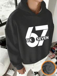 男童“67”数字字母印花保暖套头卫衣，秋冬季保暖舒适。