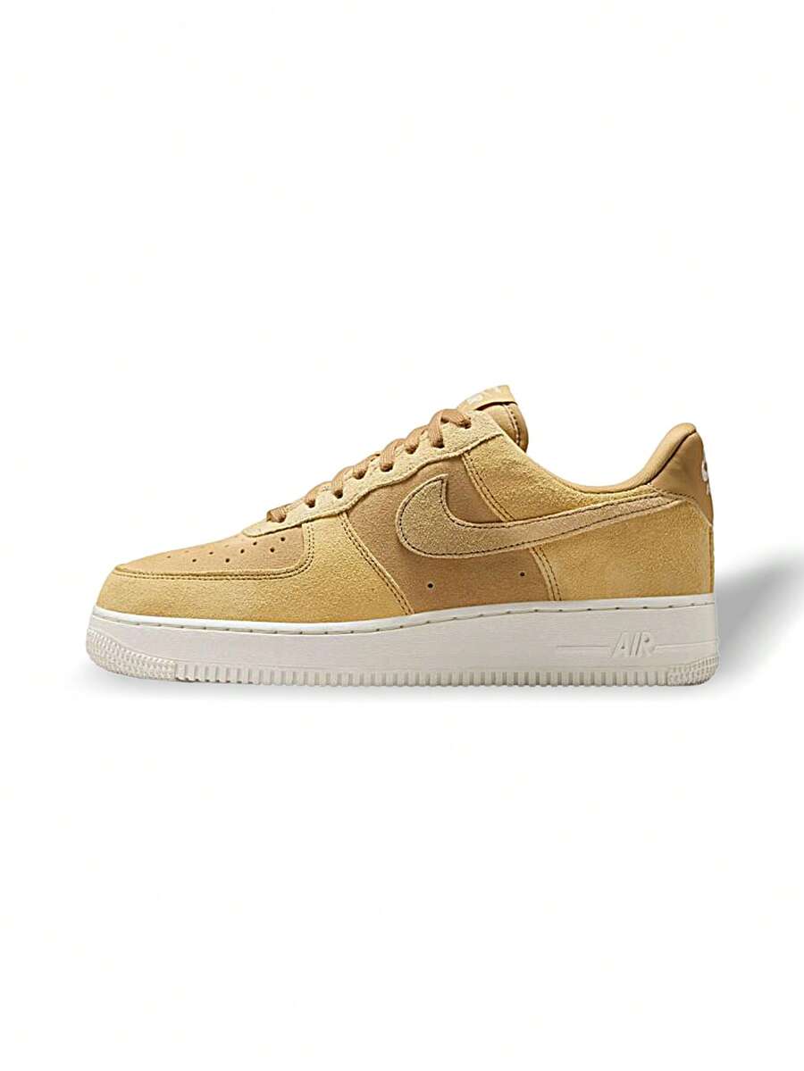 Nike Giày thể thao Air Force 1 07 Super Normal dành cho nữ, thoáng khí, thấm hút mồ hôi, nhẹ, độ đàn hồi tốt, logo trơn, dễ giặt, đa năng, hàng ngày, màu nâu nhạt HJ5336-700 - Màu vàng nâu nhạt - Xem 1