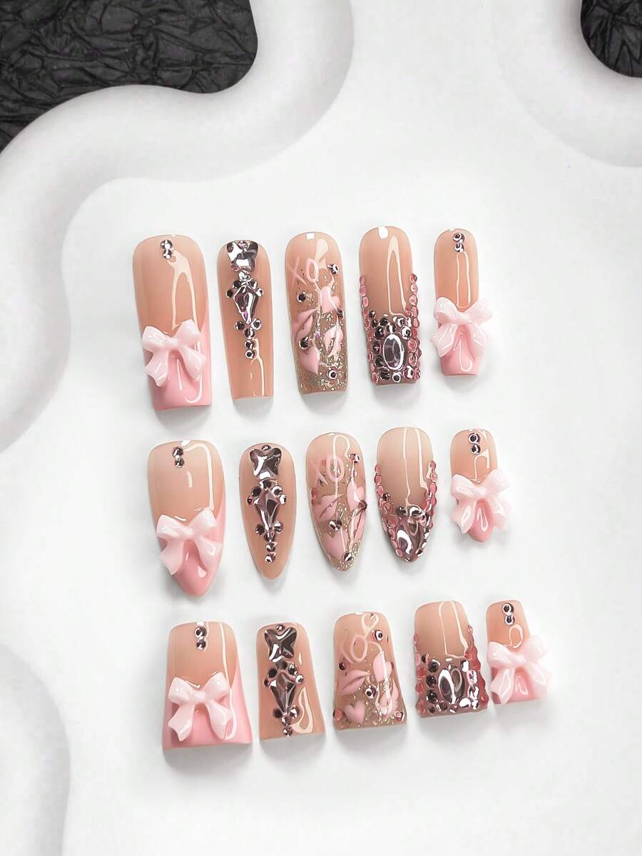 10pcs Premium Shiny Pink Nail Stickers, French Fake Nails, Hand-Painted Lips, Heart-Shaped Nail Decorations, Bows, Pink Butterfly Nail Accessories, Pink Nail Polish, Glitter Nail Polish, 3 Sizes Available (Almond, Duck Mouth, Coffin), Includes Nail Tools (1 Jelly Sticker + 1 Nail File), Suitable For Daily Commute, Valentine's Day, Wedding, Party, Etc. Nail Supplies - 彩色 - 查看 1