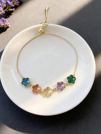 1件优雅铜质心形五瓣花/四叶草吊坠手链 - 可调节链条，防锈抛光，适合休闲佩戴、日常搭配、情人节和周年纪念日、情侣手链、浪漫礼物、时尚配饰、女士手链