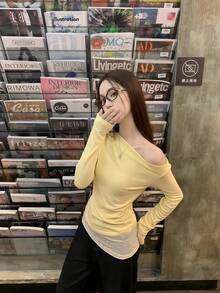 Women Elegant Regular Sleeve Asymmetric Hem Knit Long Sleeve Top - Yolk - View 5