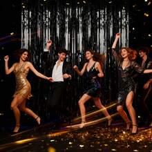 1/2/3/4/5/6 حزمة من خلفيات صور سوداء لحفلات الهالوين وأعياد الميلاد، 1 حزمة من ستائر الشرائط المعدنية السوداء اللامعة لديكور الحفلات والأعراس