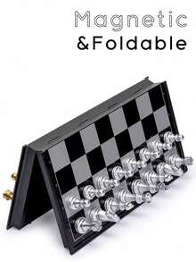 一套磁性国际象棋套装，豪华金银折叠棋盘，便携式旅行国际象棋游戏，巨型国际象棋多米诺骨牌，透明棋子，棋盘策略游戏，适合成人和儿童，室内外派对礼物和训练工具，适用于游戏室、户外庭院、居家休闲，老少皆宜的益智游戏。父亲节礼物，生日礼物