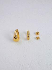 Bộ 3 bông tai hình bầu dục, mạ vàng 14k, ít gây dị ứng, thiết kế hình ngôi sao đính đá Cubic Zirconia, bộ bông tai thanh lịch, thích hợp để đeo nhiều lớp, đeo hàng ngày, phối cùng trang phục ngày lễ, làm quà tặng trang sức, chỉ bán theo bộ. - Bộ 3 khuyên tai - Xem 3