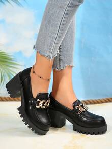 链条装饰平底乐福鞋，黑色朋克风高跟鞋，女士款，饰有金属链条 - 黑色 - 查看 4